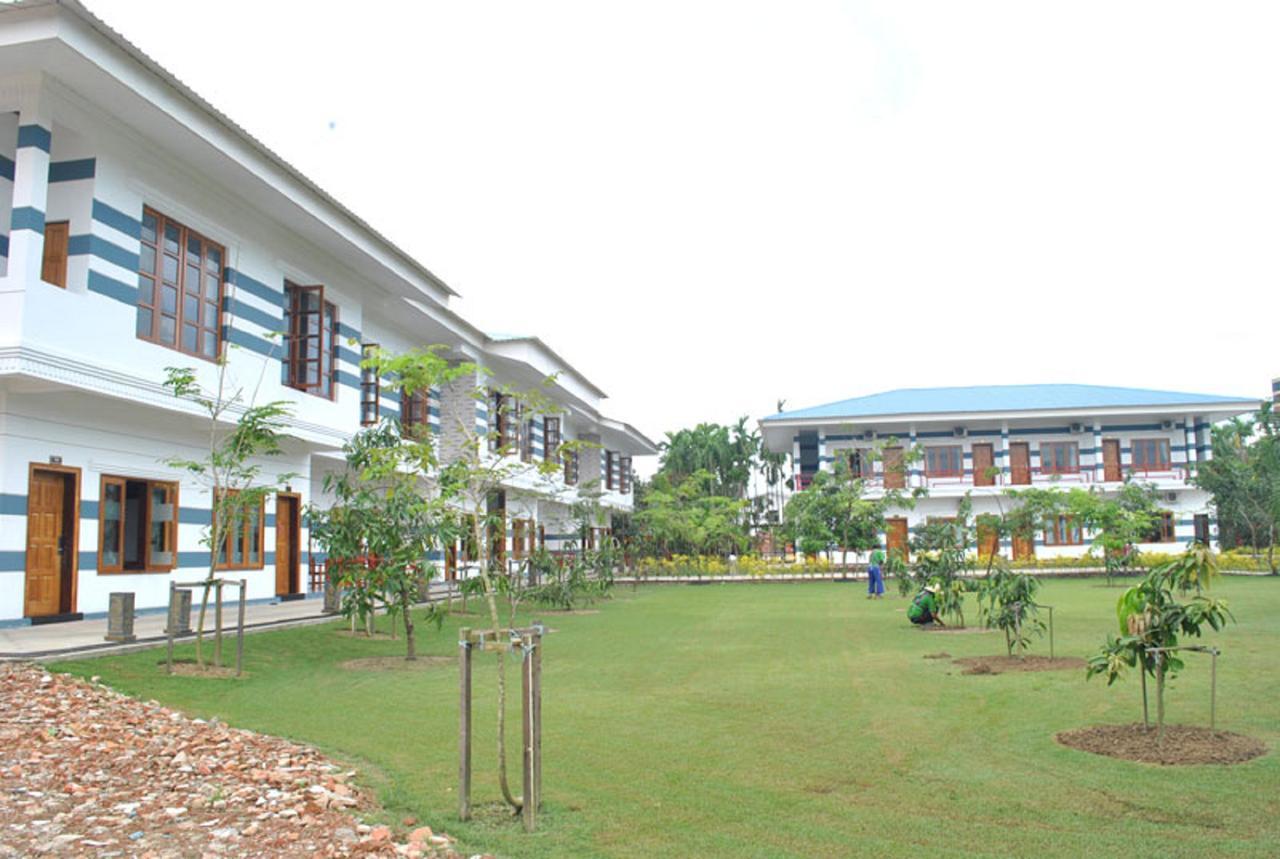 יאנגון Myanmar Life Hotel מראה חיצוני תמונה