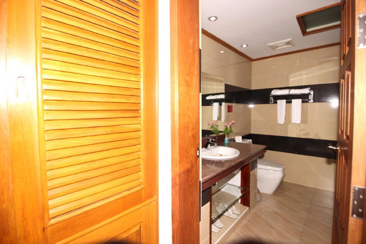 יאנגון Myanmar Life Hotel מראה חיצוני תמונה
