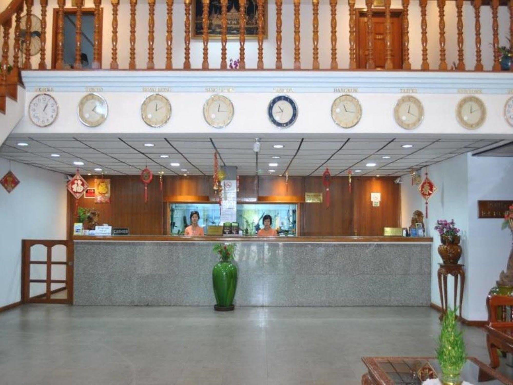 יאנגון Myanmar Life Hotel מראה חיצוני תמונה
