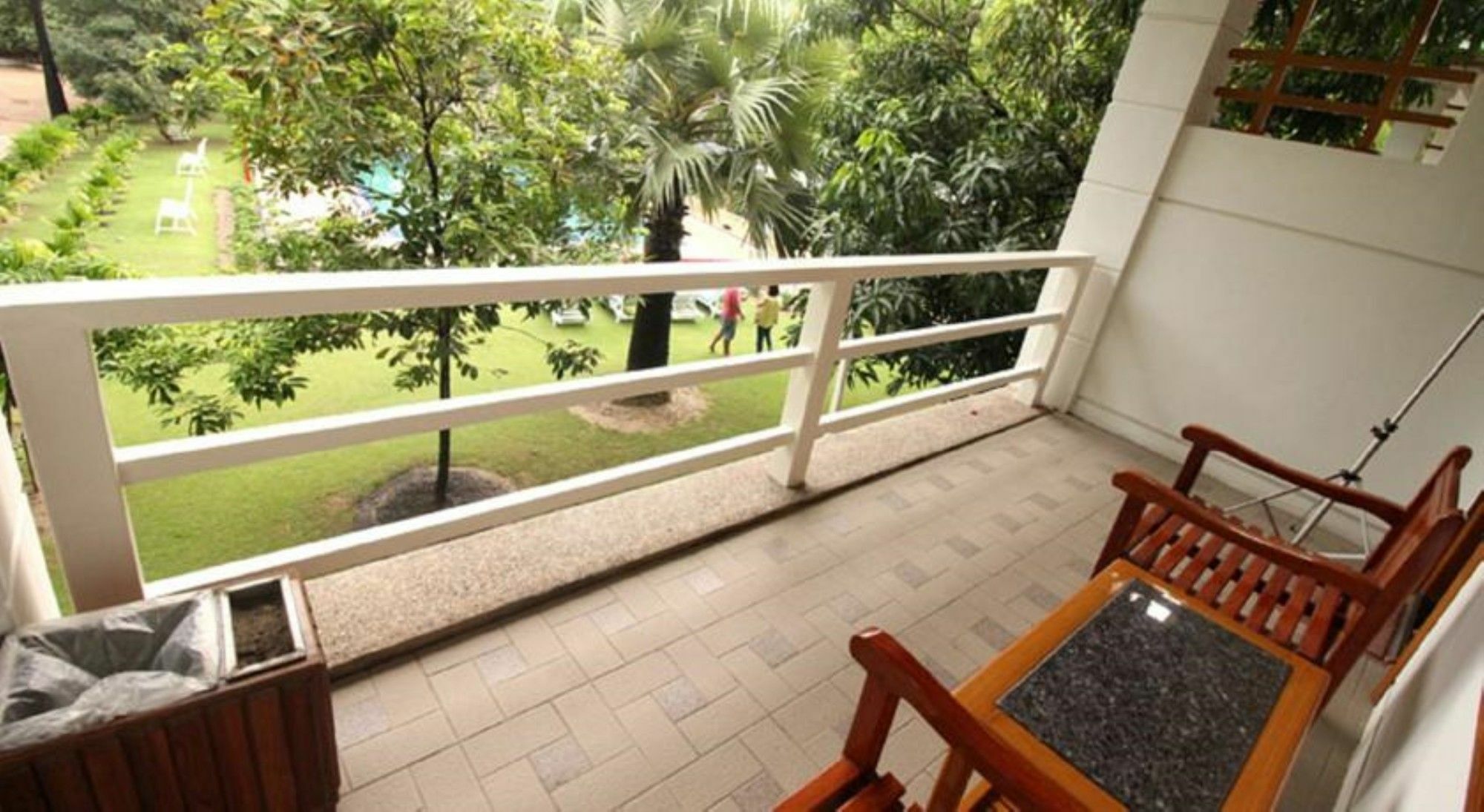 יאנגון Myanmar Life Hotel מראה חיצוני תמונה
